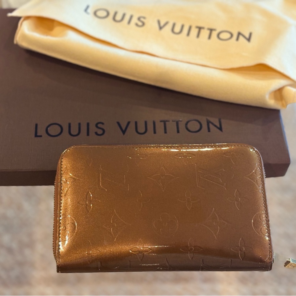 Louis Vuitton Vernis Gold Embossed Wallet